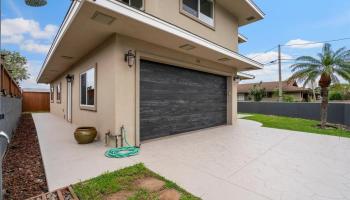 250  Halewili Dr , Wailuku home - photo 5 of 46