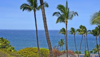 Kihei Akahi condo # D 411, Kihei, Hawaii - photo 1 of 20