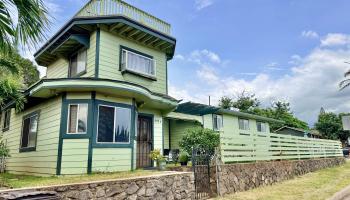 255  Kaiolohia St ,  home - photo 1 of 21