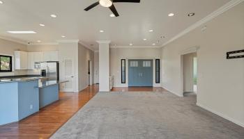 255  Liholiho St Sandhills, Wailuku home - photo 6 of 27