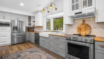 262  Hapakolu Pl Keonekai, Kihei home - photo 3 of 34