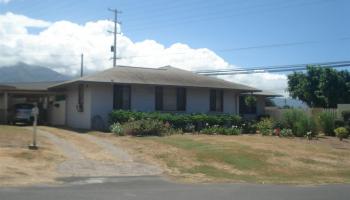262  Kaulawahine St , Kahului home - photo 2 of 6
