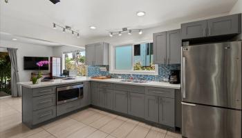 2635  Lioholo Pl Keonekai Heights, Kihei home - photo 3 of 43