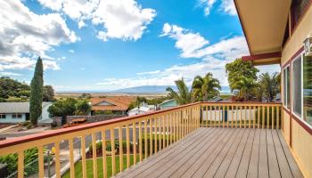 2679  Kamelani Loop Country Club Estate, Pukalani home - photo 2 of 50