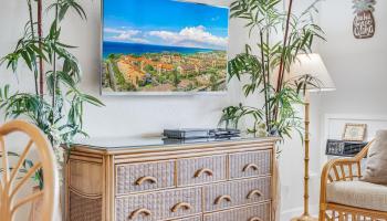 Kamaole Sands condo # 7-304, Kihei, Hawaii - photo 4 of 34