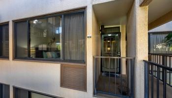 Kamaole Sands condo # 9-209, Kihei, Hawaii - photo 5 of 50