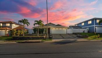 27  Nokekula St Waikapu Gardens,  home - photo 1 of 42