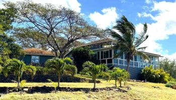 274  Makaiki Rd , Molokai home - photo 4 of 40