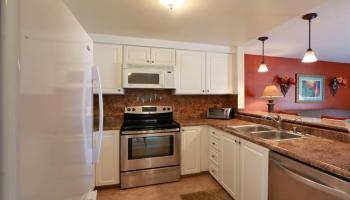 Kihei Shores condo # B 201, Kihei, Hawaii - photo 3 of 30