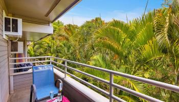 Kihei Shores condo # C-205, Kihei, Hawaii - photo 1 of 49