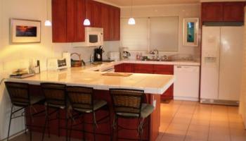 International Colony Club I condo # 1, Lahaina, Hawaii - photo 2 of 12