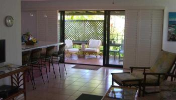 International Colony Club I condo # 1, Lahaina, Hawaii - photo 4 of 12