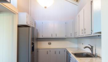 International Colony Club I condo # 17, Lahaina, Hawaii - photo 3 of 21