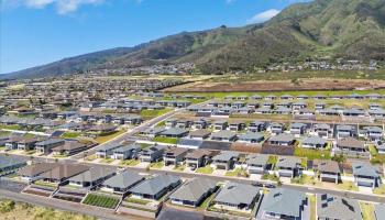 281  Pua Kalaunu Loop Kehalani, Wailuku home - photo 4 of 47