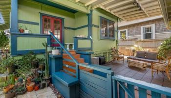 285  Market St ,  home - photo 1 of 33
