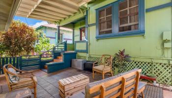285  Market St , Wailuku home - photo 2 of 33
