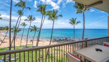 Mana Kai condo # 302, Kihei, Hawaii - photo 2 of 34