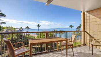 Mana Kai condo # 514, Kihei, Hawaii - photo 1 of 39