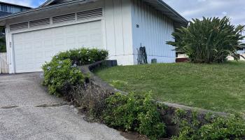 299  Liholiho St Puuone, Wailuku home - photo 3 of 28