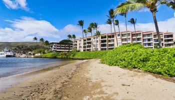 Maalaea Yacht Marina condo # 308, Wailuku, Hawaii - photo 6 of 49