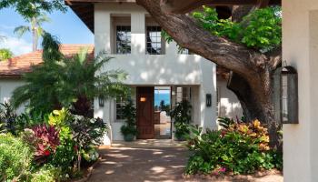 3002  S Kihei Rd Keawakapu Beach, Kihei home - photo 4 of 31