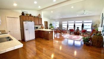 305  Kaomi St , Makawao/Olinda/Haliimaile home - photo 2 of 13