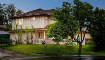 31  Hooiki Pl Kenolio Mauka, Kihei home - photo 2 of 19