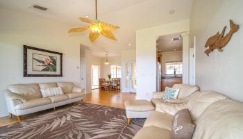 31  Iliahi Way Launiupoko, Lahaina home - photo 6 of 46