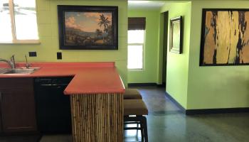 310  Front St Shark Pit, Lahaina home - photo 4 of 22