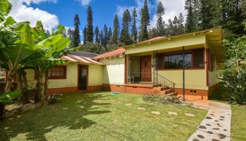 312  Mahana Pl Lanai, Lanai home - photo 2 of 26