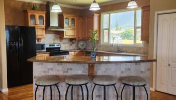 32  Kapueone Pl Maui Lani, Wailuku home - photo 4 of 31