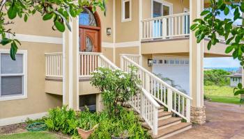 32  Kapueone Pl Maui Lani, Wailuku home - photo 3 of 50