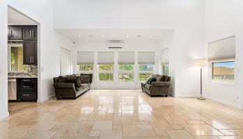 321  Puumakani Pl The Fairways, Kahului home - photo 3 of 37