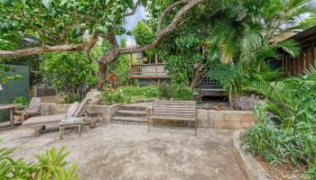 325  Kiele St , Wailuku home - photo 6 of 50