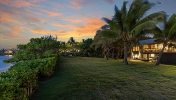 33  Hana Hwy Paia Town, Spreckelsville/Paia/Kuau home - photo 6 of 50
