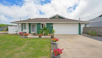 34  Mauli Ola St , Wailuku home - photo 2 of 35