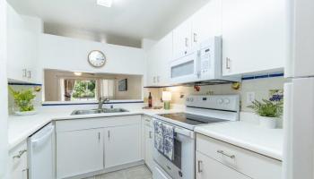 Iao Parkside IV-B condo # 46-105, Wailuku, Hawaii - photo 5 of 25