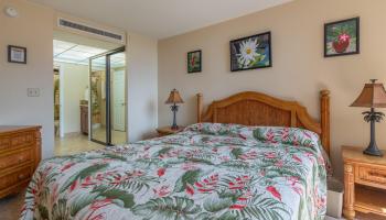 Kaanapali Shores condo # 825, Lahaina, Hawaii - photo 6 of 36