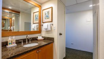 Kaanapali Shores condo # 834, Lahaina, Hawaii - photo 5 of 41