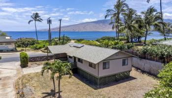 349  Kihei Rd Alii Beach, Kihei home - photo 3 of 43