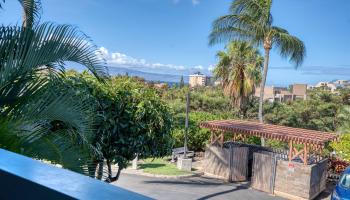 Villas at Kahana Ridge condo # 722, Lahaina, Hawaii - photo 6 of 31