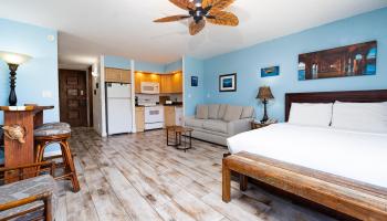 Papakea Resort I II condo # C204, Lahaina, Hawaii - photo 4 of 23