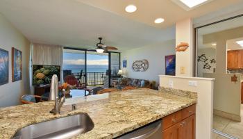 Papakea Resort I II condo # L204, Lahaina, Hawaii - photo 4 of 43