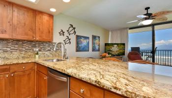 Papakea Resort I II condo # L204, Lahaina, Hawaii - photo 5 of 43