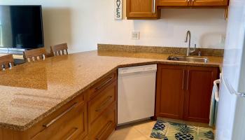 Papakea Resort I II condo # L205, Lahaina, Hawaii - photo 4 of 21