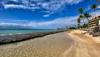 Maui Sands Seaside condo # 714, Lahaina, Hawaii - photo 4 of 30