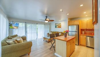 Maui Sands Seaside condo # 720, Lahaina, Hawaii - photo 4 of 36