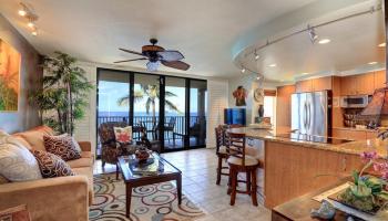 Kihei Beach condo # 606, Kihei, Hawaii - photo 3 of 26