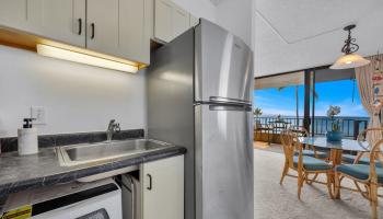 Paki Maui I II condo # 307, Lahaina, Hawaii - photo 5 of 19