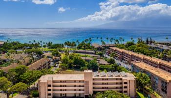 Honokowai East condo # 403, Lahaina, Hawaii - photo 2 of 41